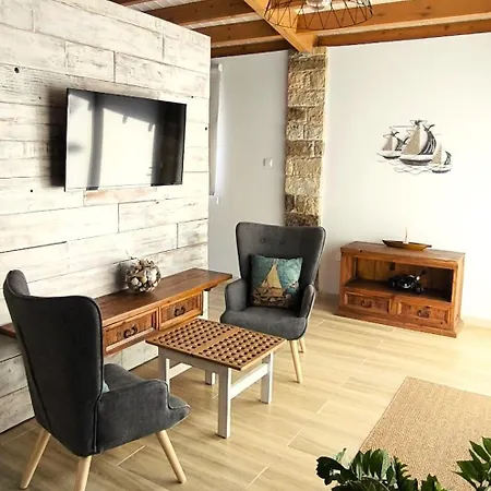 The Zephyr House *
